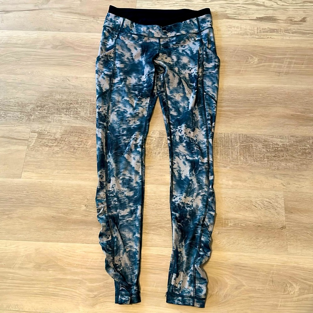 LULULEMON Speed Tight III Sea Side Silver Fox Leggings, size 8
